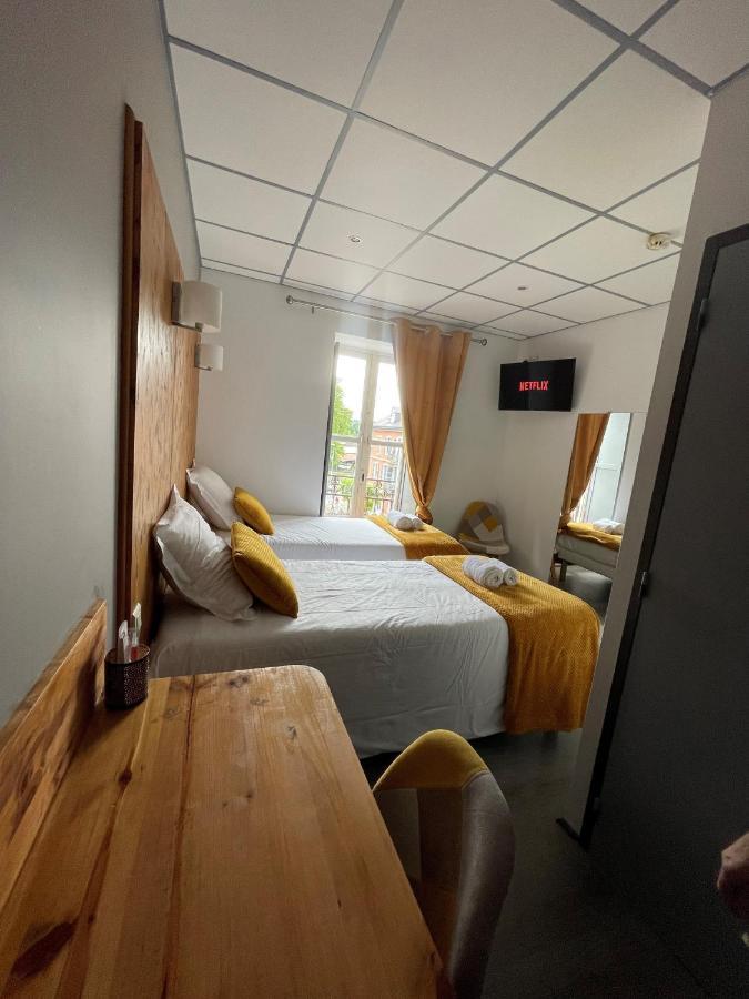 Le Central Hotel-Bar Oloron-Sainte-Marie Luaran gambar